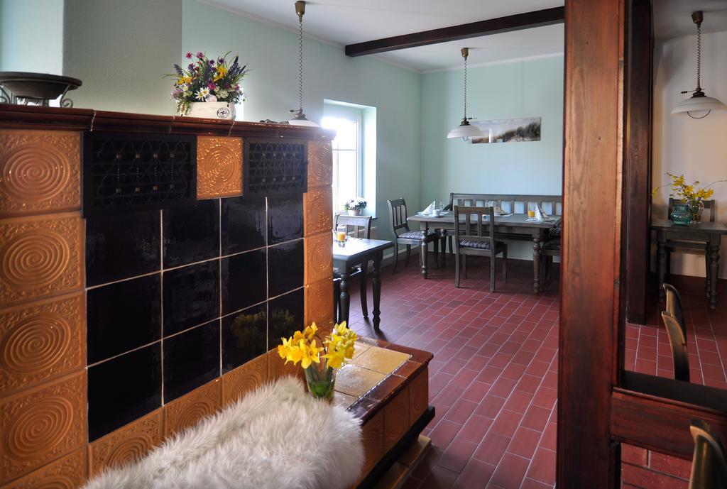 Hotel Haus Moenchgut 蒂索 外观 照片